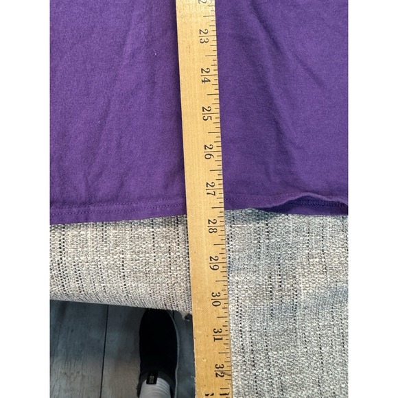 Stranger Things T Shirt‎ Hawkins Middle School A.V. Club Purple Size Xtra Large - Picture 9 of 14